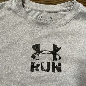 NWOT Under Armour tee shirt. Size L
